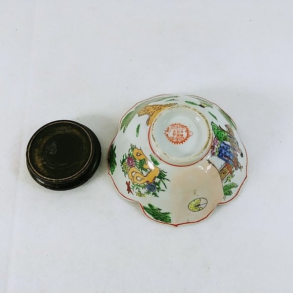 Asian Decorative Bowl Lotus Flower Shape Hand Painted Chop Marked Made in Macao - Picture 6 of 7